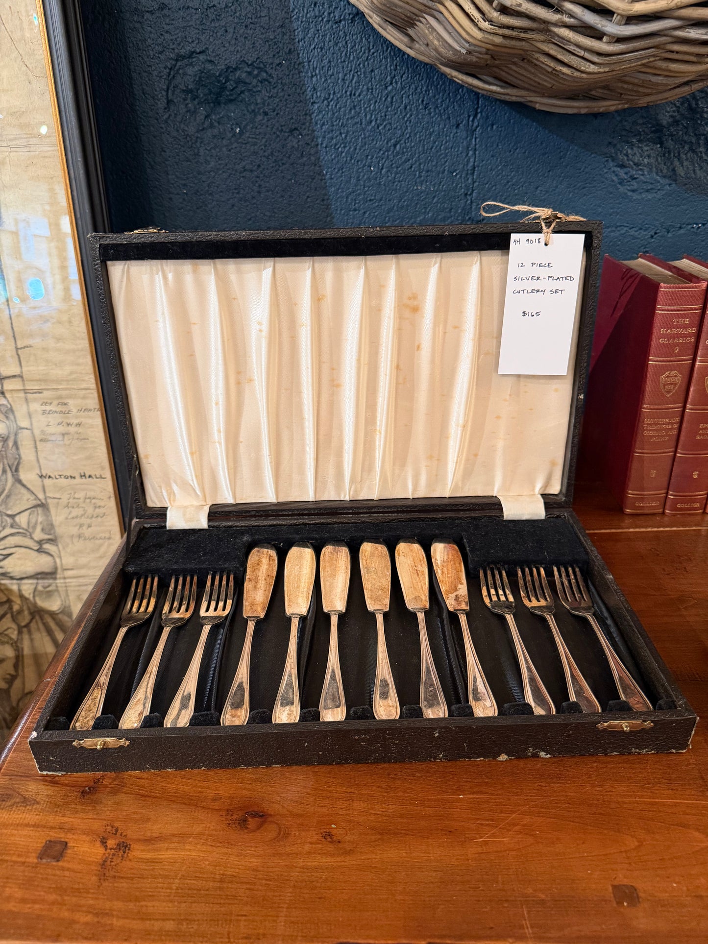 12 Piece Silver-Plated Cutlery Set