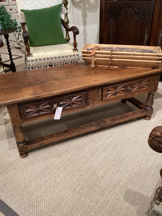 French rustic farmhouse coffee table in oak