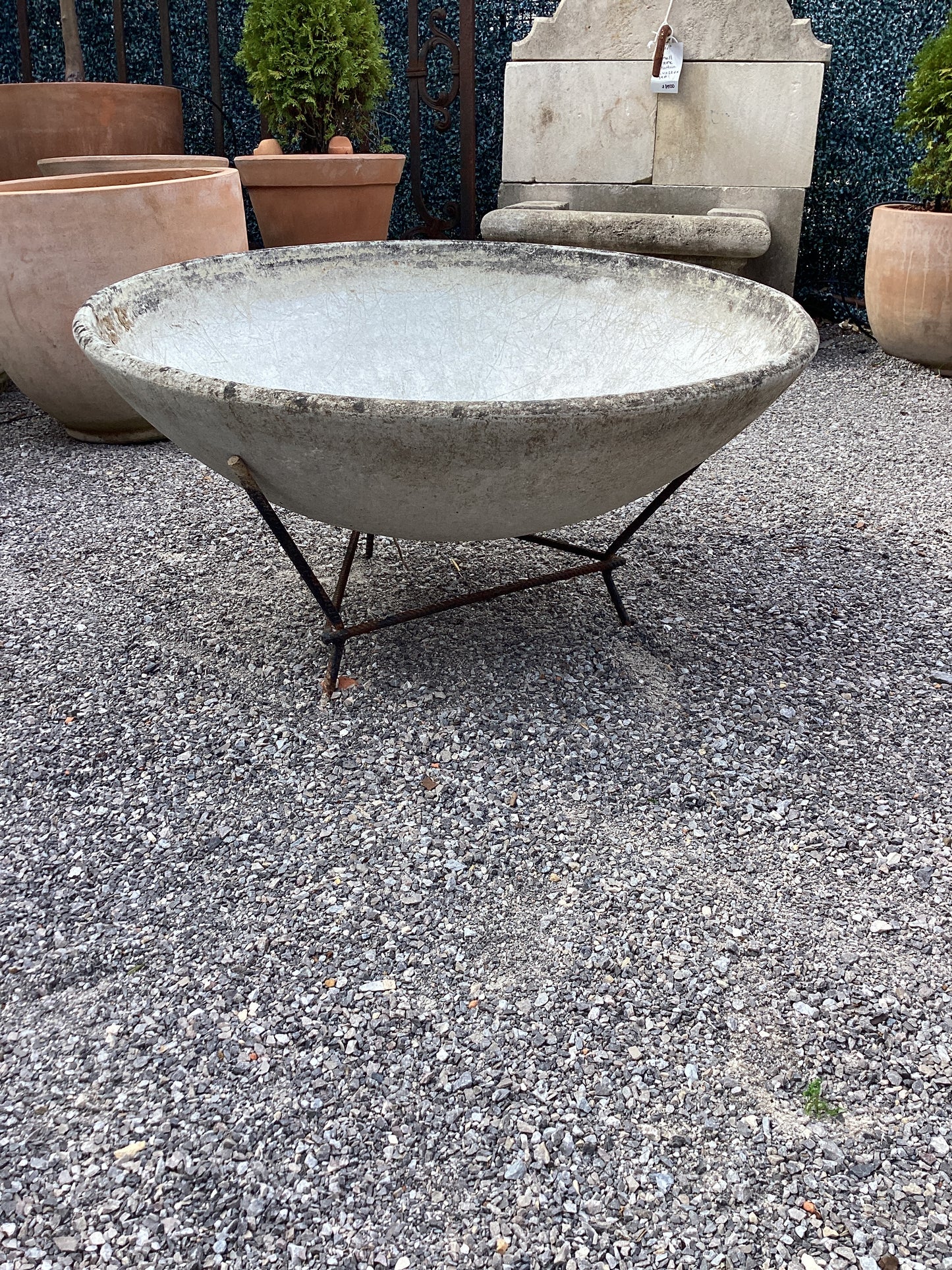 Willy Guhl Style Planter
