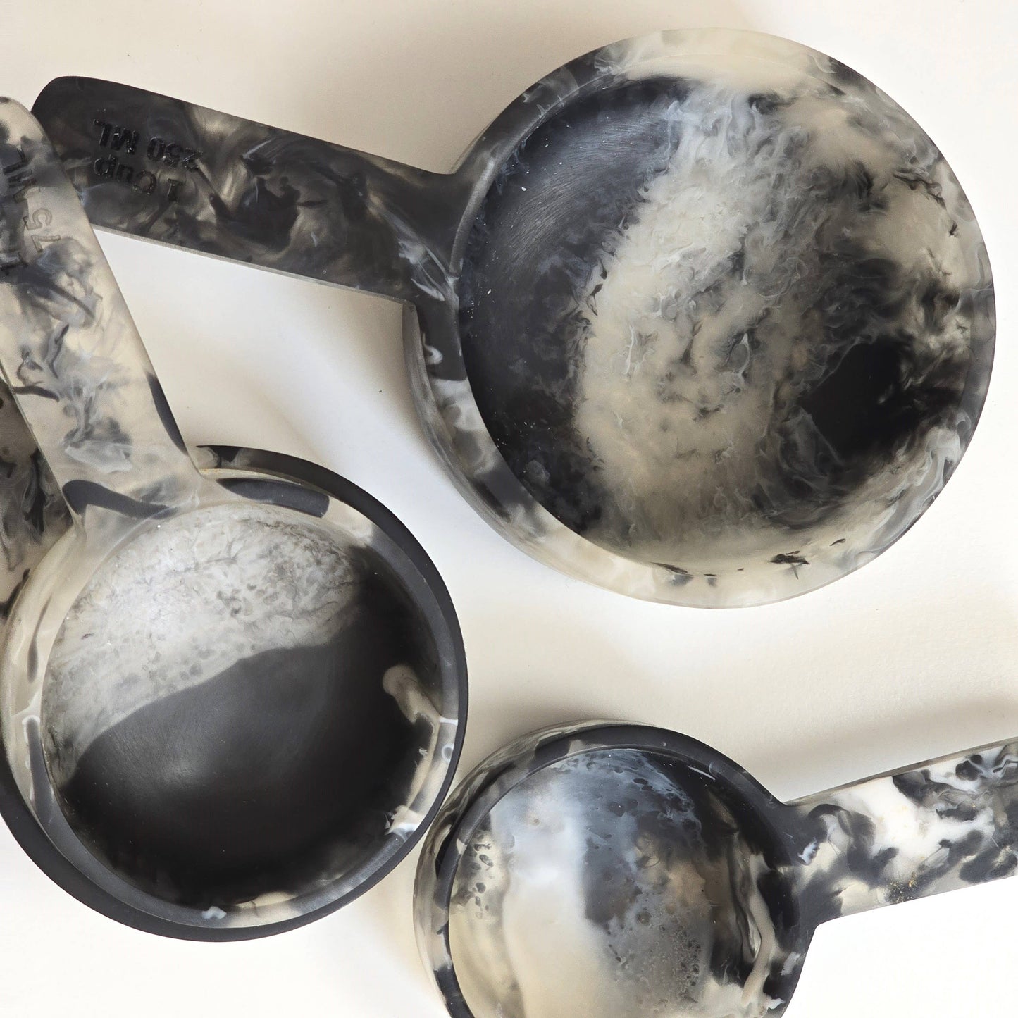 Hand Poured Resin Measuring Cups - Cooking, Baking  Gifts : Black & White