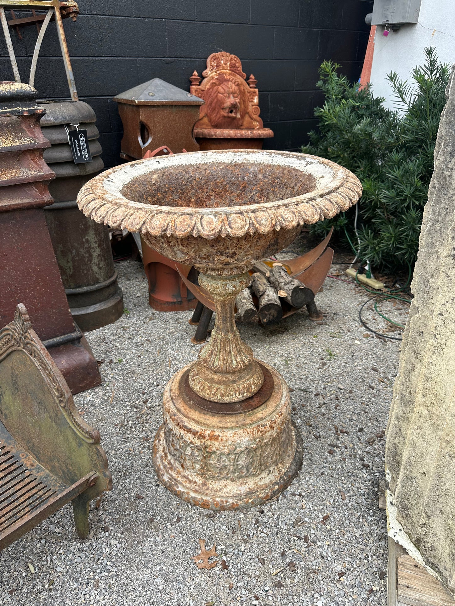 1842 Coalbrookdale Cast Iron Centre Urn