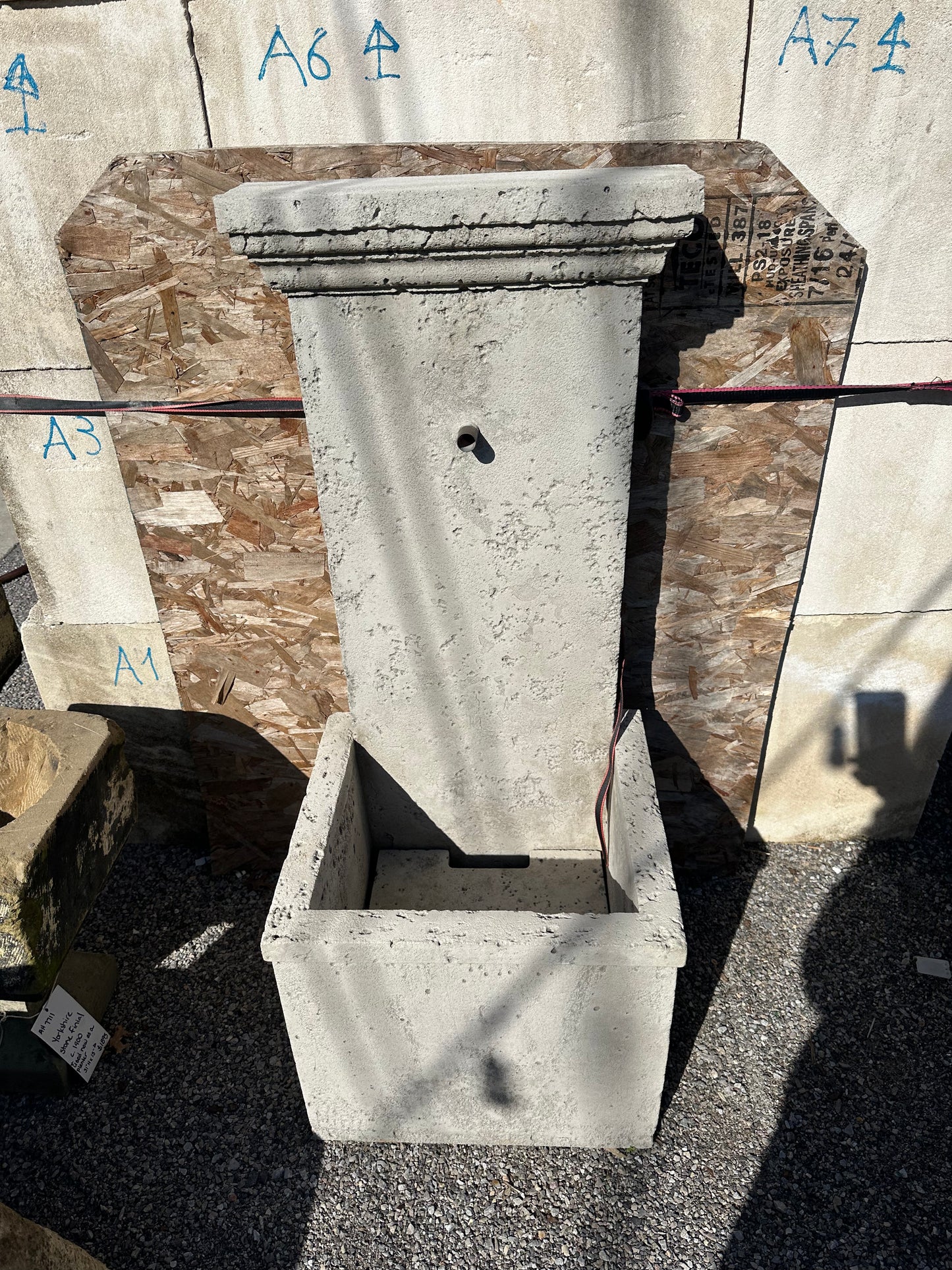 Marais Fountain
