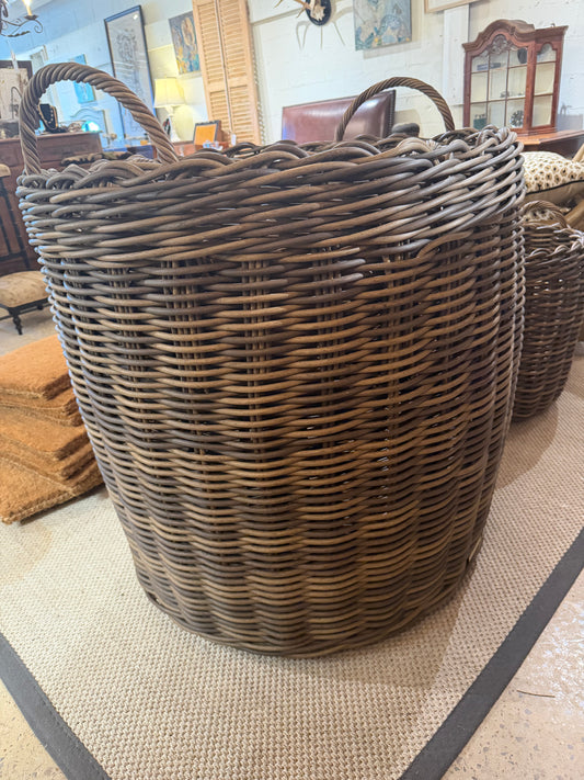 Montecito XL Woven Raffia Basket